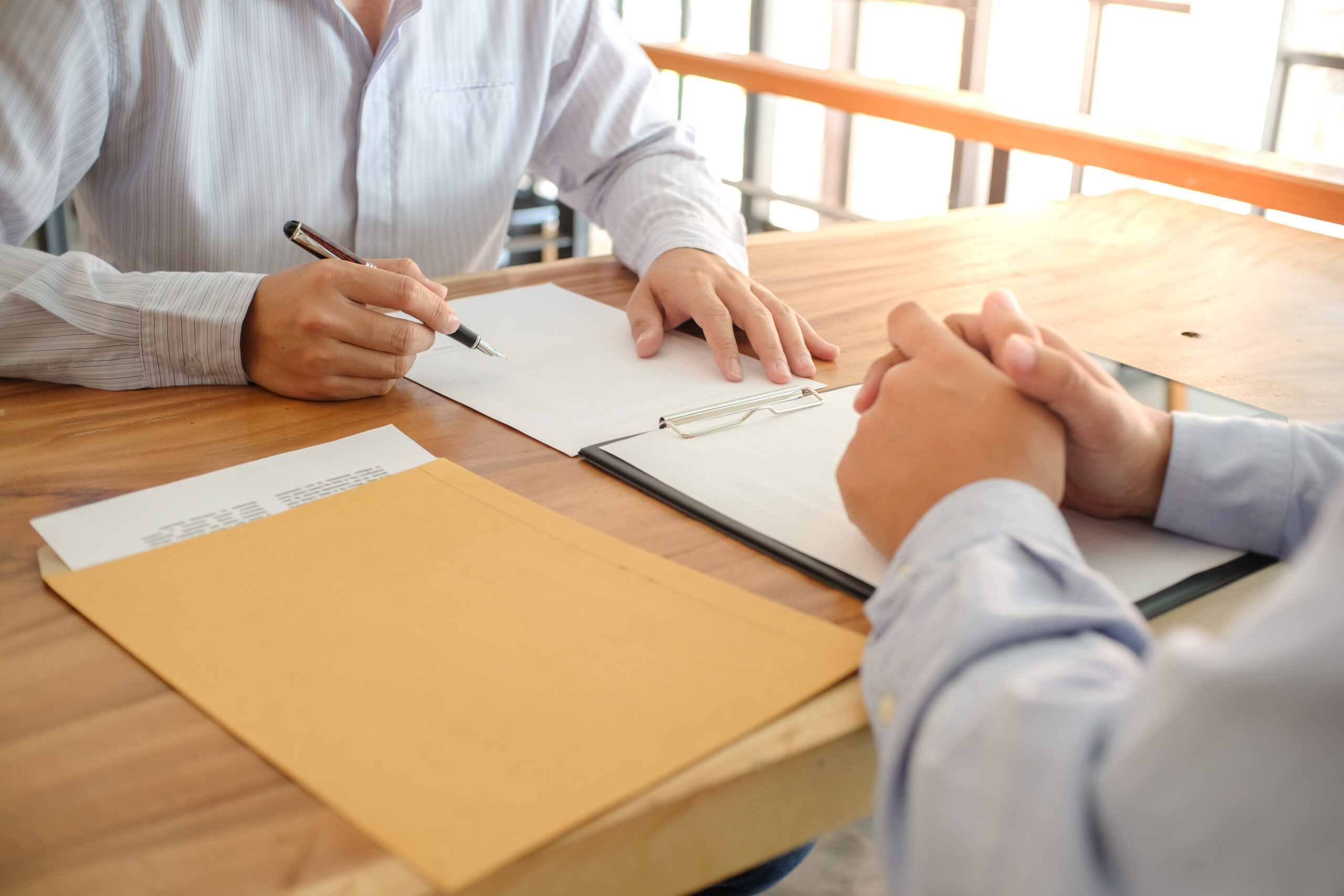 01. 상담 신청 및 니즈 파악