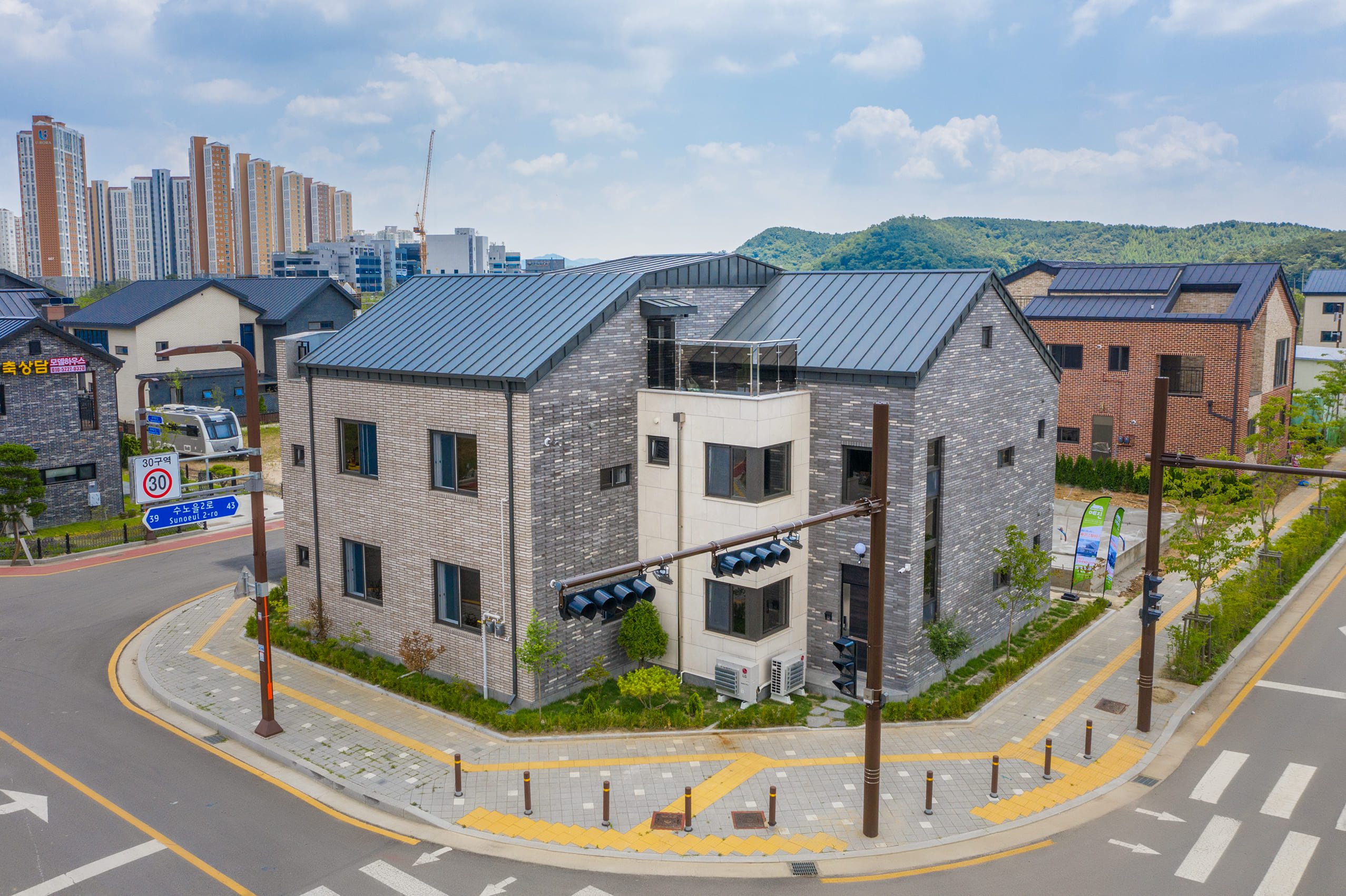 DJI_0572.jpg